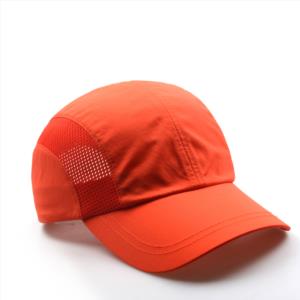 純色網(wǎng)眼運(yùn)動帽