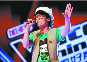 丁克森脫下帽子向音樂(lè)致敬，卻遺憾離開(kāi)舞臺(tái)